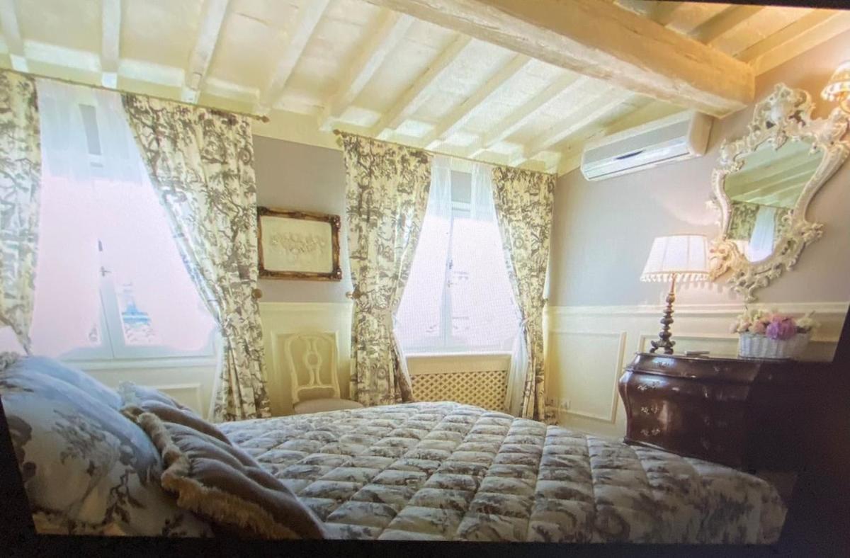 Signoria Elegant With View Palazzo Vecchio Apartment Florence